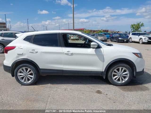 JN1BJ1CR0KW315938 Nissan Qashqai S
