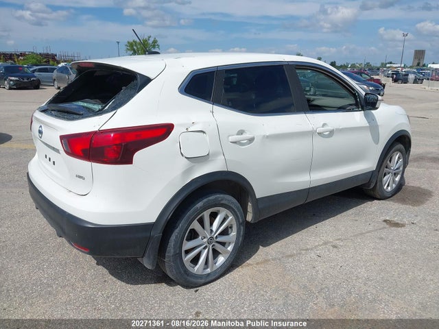 JN1BJ1CR0KW315938 Nissan Qashqai S