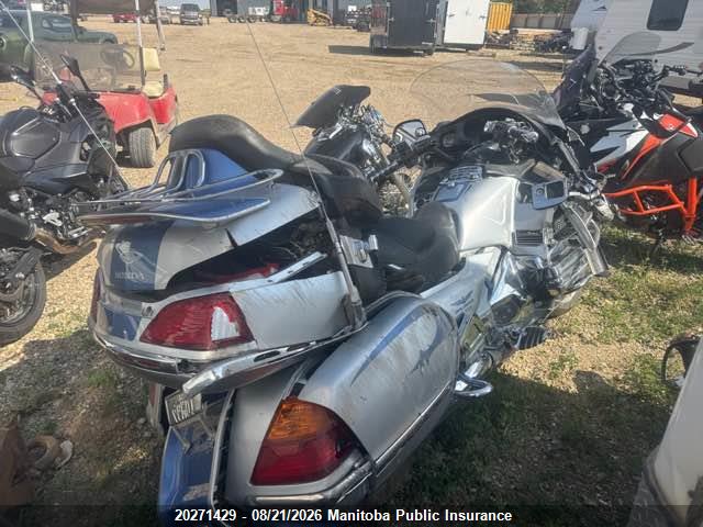 Продаж на аукціоні авто 2005 Honda Gl1800 Gold Wing, vin: 1HFSC47045A405427, номер лоту: 20271429