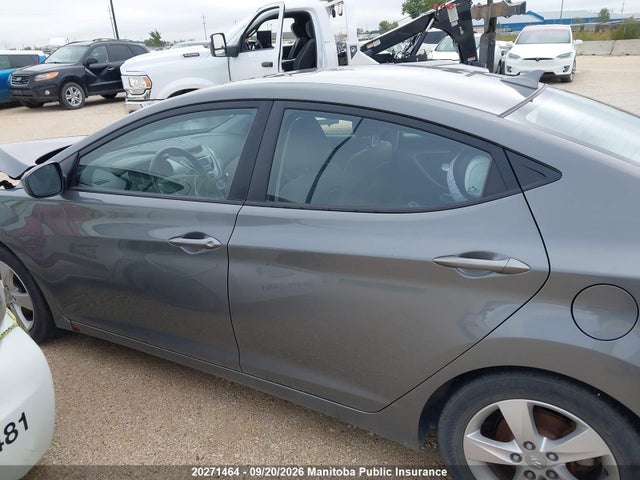 Продажа на аукционе авто 2013 Hyundai Elantra Gls, vin: 5NPDH4AE3DH203744, номер лота: 20271464