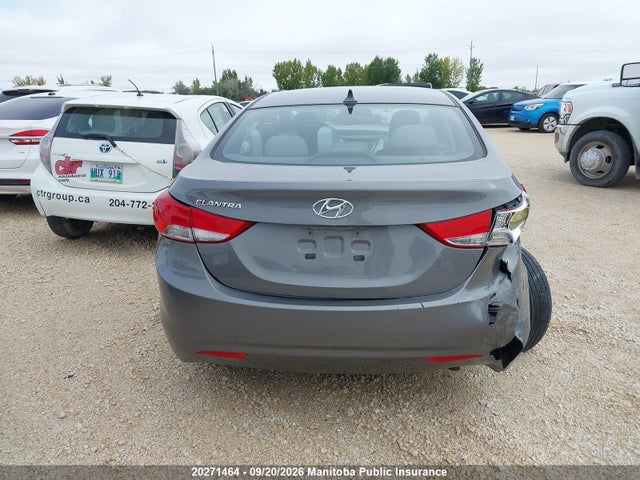 Продажа на аукционе авто 2013 Hyundai Elantra Gls, vin: 5NPDH4AE3DH203744, номер лота: 20271464