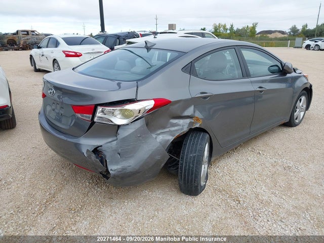 Продажа на аукционе авто 2013 Hyundai Elantra Gls, vin: 5NPDH4AE3DH203744, номер лота: 20271464