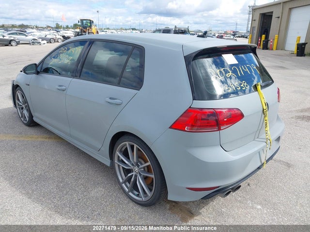 WVWVF7AU4HW139538 Volkswagen Golf R 4motion