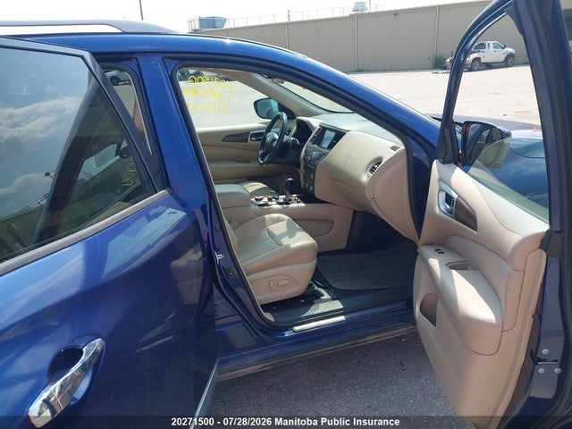 Продаж на аукціоні авто 2017 Nissan Pathfinder Platinum, vin: 5N1DR2MM9HC607133, номер лоту: 20271500