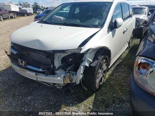Продажа на аукционе авто 2015 Honda Odyssey Touring, vin: 5FNRL5H98FB512856, номер лота: 20271553