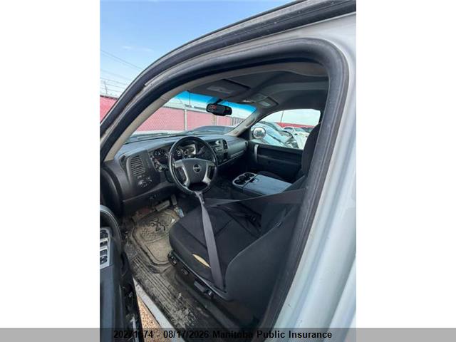 20271574 :رقم المزاد ، 3GTP2VE37BG279597 vin ، 2011 Gmc Sierra 1500 Sle Crew Cab مزاد بيع