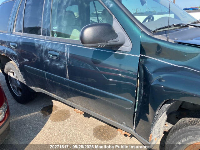 20271617 :رقم المزاد ، 1GNDT13S852355545 vin ، 2005 Chevrolet Trailblazer Lt مزاد بيع