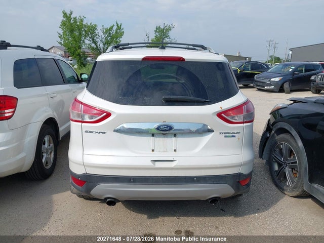 20271648 :رقم المزاد ، 1FMCU9J99GUA15940 vin ، 2016 Ford Escape Titanium مزاد بيع