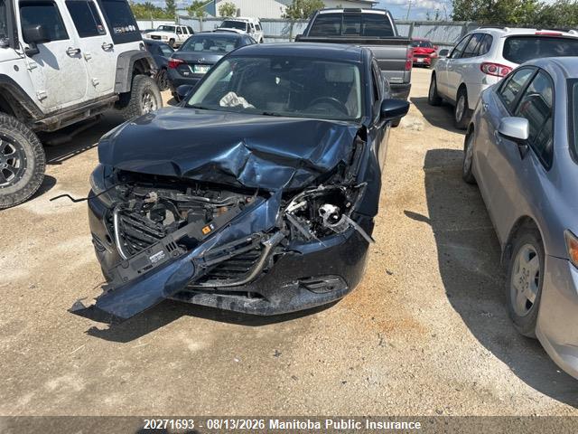 3MZBN1W32JM201346 Mazda Mazda3 Gt Sky