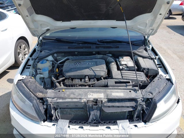 3VWD07AJ3FM338917 Volkswagen Jetta 1.8 Tsi