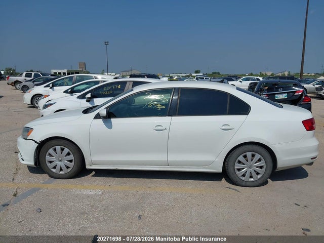 3VWD07AJ3FM338917 Volkswagen Jetta 1.8 Tsi