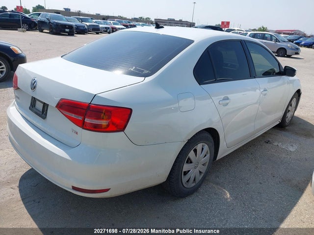 3VWD07AJ3FM338917 Volkswagen Jetta 1.8 Tsi