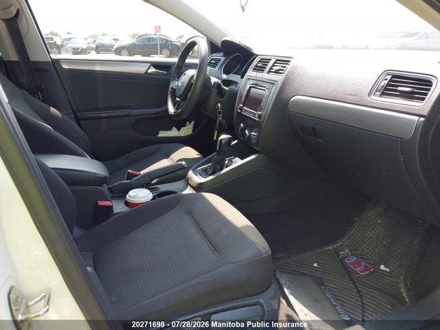 3VWD07AJ3FM338917 Volkswagen Jetta 1.8 Tsi