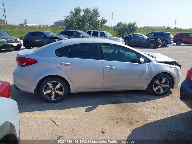 20271709 :رقم المزاد ، 3KPFL4A79JE274620 vin ، 2018 Kia Forte Lx+ مزاد بيع