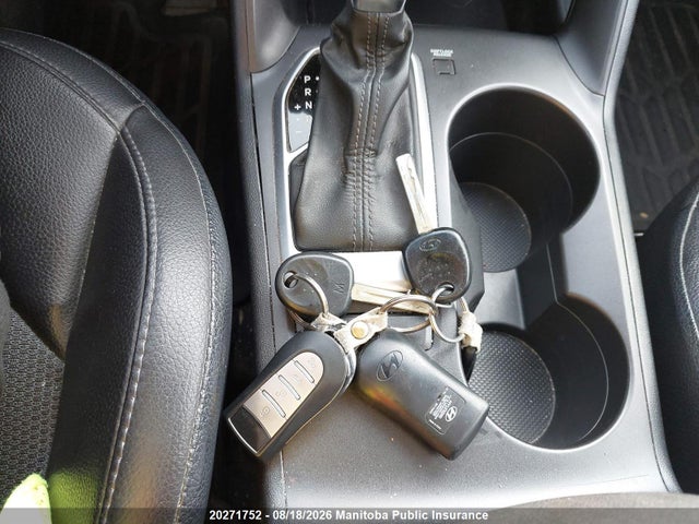 KM8JU3AG9FU103727 Hyundai TUCSON GLS