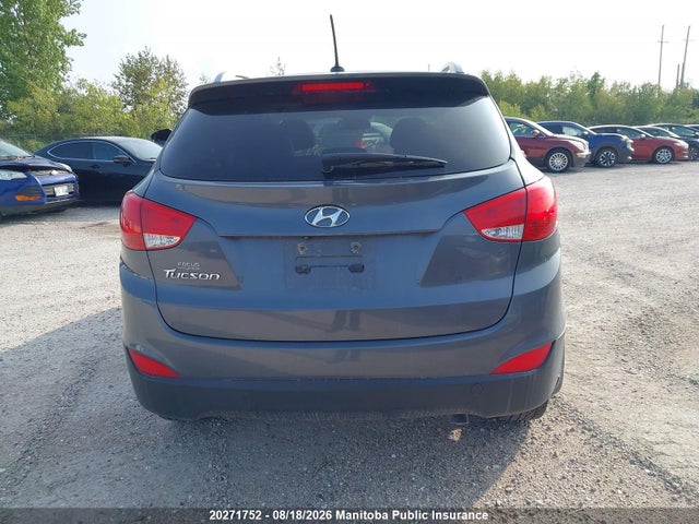 KM8JU3AG9FU103727 Hyundai TUCSON GLS