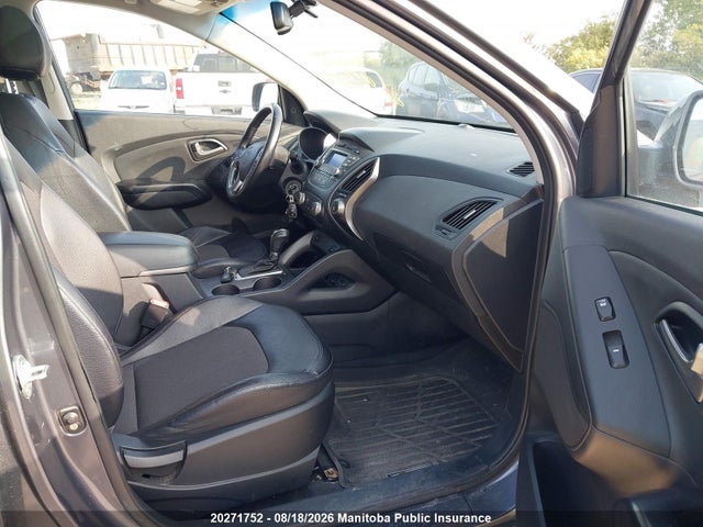 KM8JU3AG9FU103727 Hyundai TUCSON GLS