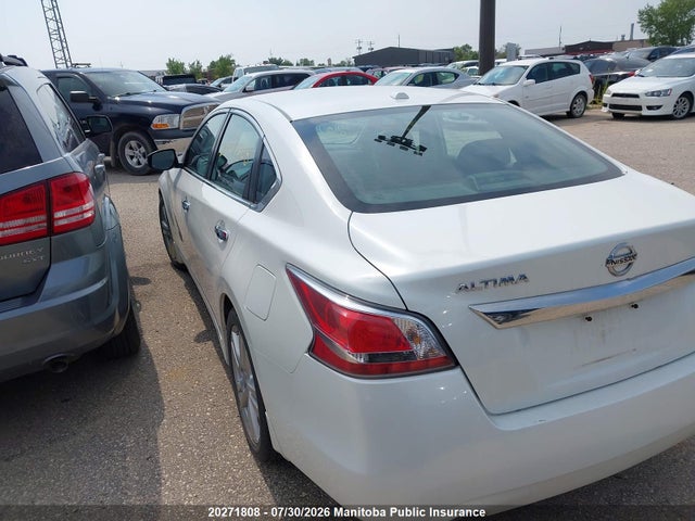1N4BL3AP5FN352599 Nissan Altima 3.5 Sl