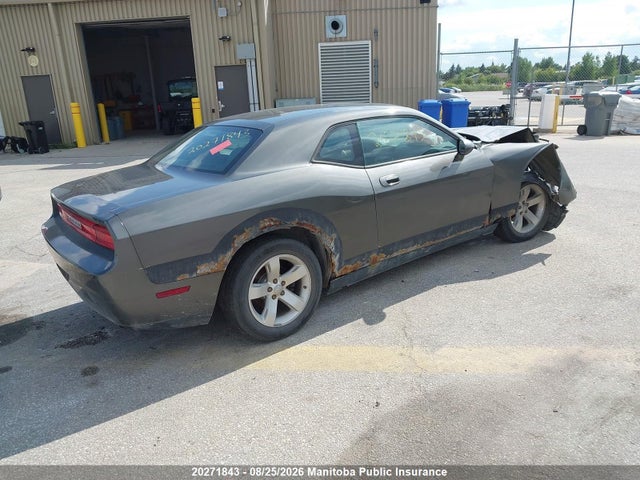 2010 Dodge Challenger Se მანქანა იყიდება აუქციონზე, vin: 2B3CJ4DV3AH162629, აუქციონის ნომერი: 20271843