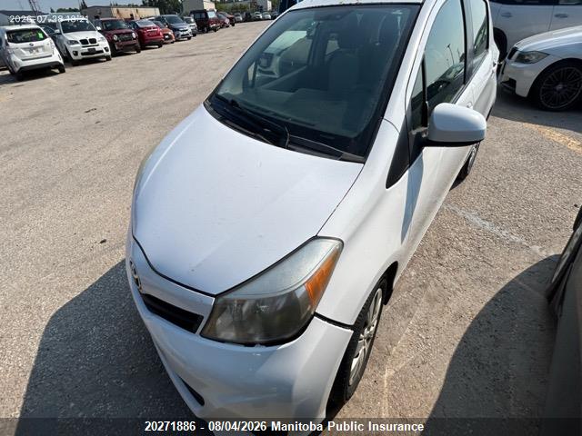 2012 Toyota Yaris Le მანქანა იყიდება აუქციონზე, vin: JTDKTUD36CD528943, აუქციონის ნომერი: 20271886