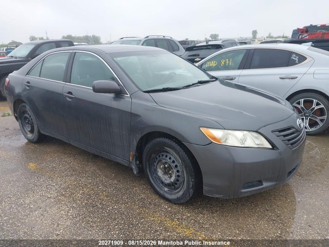 20271909 :رقم المزاد ، 4T1BE46K37U698287 vin ، 2007 Toyota Camry Le مزاد بيع