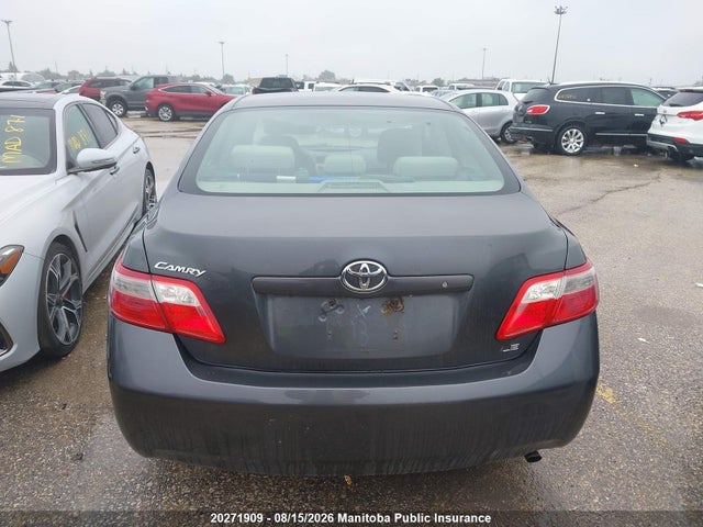 20271909 :رقم المزاد ، 4T1BE46K37U698287 vin ، 2007 Toyota Camry Le مزاد بيع