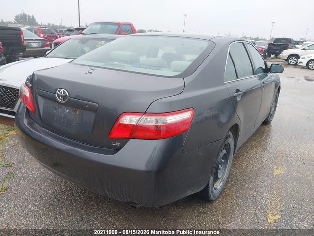 20271909 :رقم المزاد ، 4T1BE46K37U698287 vin ، 2007 Toyota Camry Le مزاد بيع