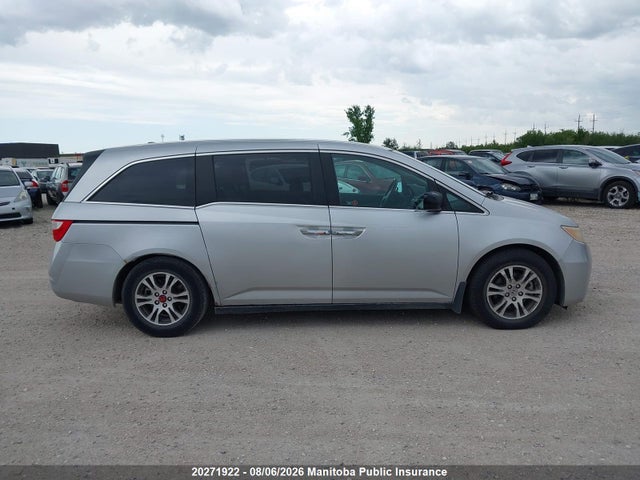 20271922 :رقم المزاد ، 5FNRL5H66BB503945 vin ، 2011 Honda Odyssey Ex-l مزاد بيع