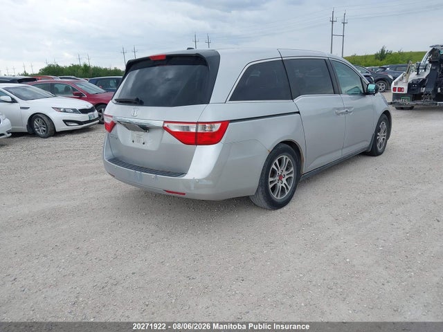 20271922 :رقم المزاد ، 5FNRL5H66BB503945 vin ، 2011 Honda Odyssey Ex-l مزاد بيع