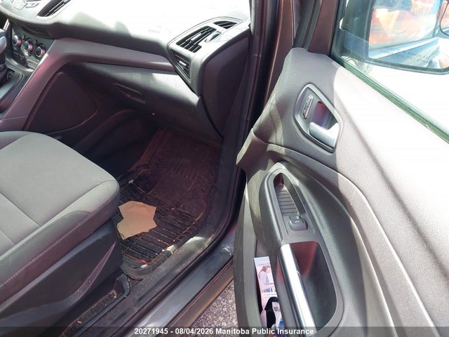 20271945 :رقم المزاد ، 1FMCU9GX1FUB66453 vin ، 2015 Ford Escape Se مزاد بيع