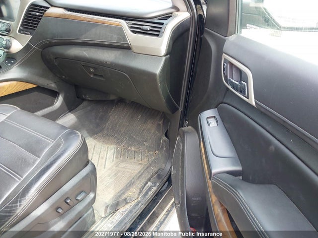 Продажа на аукционе авто 2019 Gmc Yukon Xl Denali, vin: 1GKS2HKJ5KR249940, номер лота: 20271977
