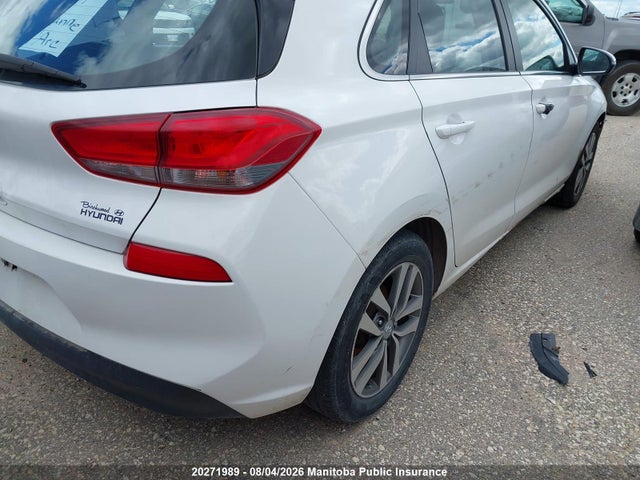 Продаж на аукціоні авто 2018 Hyundai Elantra Gt Gl, vin: KMHH35LE3JU021672, номер лоту: 20271989