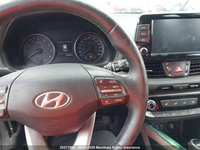 Продаж на аукціоні авто 2018 Hyundai Elantra Gt Gl, vin: KMHH35LE3JU021672, номер лоту: 20271989