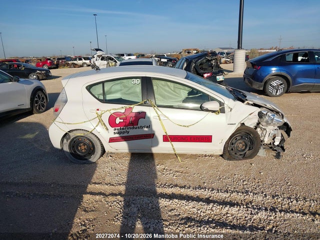 JTDKDTB36E1080699 Toyota PRIUS C