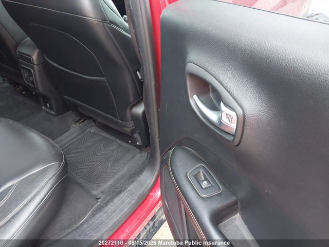 20272110 :رقم المزاد ، 3C4NJDBB0JT128087 vin ، 2018 Jeep Compass Latitude مزاد بيع