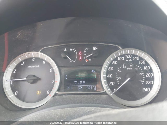 2014 Nissan Sentra 1.8 S მანქანა იყიდება აუქციონზე, vin: 3N1AB7AP0EL692017, აუქციონის ნომერი: 20272137