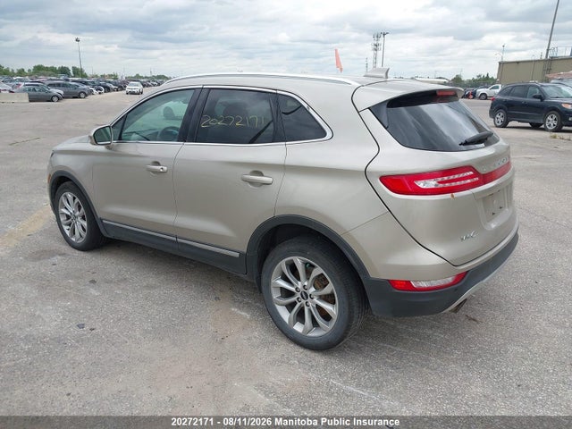 20272171 :رقم المزاد ، 5LMCJ2A93FUJ34952 vin ، 2015 Lincoln Mkc مزاد بيع