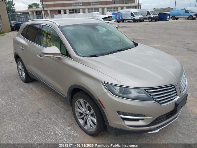 20272171 :رقم المزاد ، 5LMCJ2A93FUJ34952 vin ، 2015 Lincoln Mkc مزاد بيع