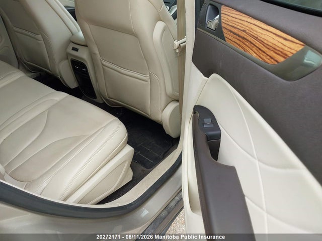 20272171 :رقم المزاد ، 5LMCJ2A93FUJ34952 vin ، 2015 Lincoln Mkc مزاد بيع