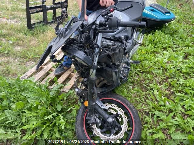 Honda Cbr650fa 2014 MLHRC7461E5000084 Image 6