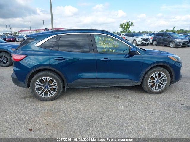 1FMCU9H69LUA02465 Ford ESCAPE SEL