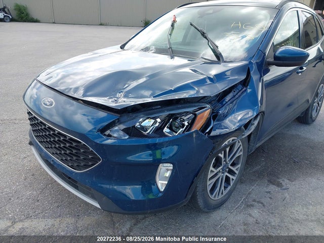 1FMCU9H69LUA02465 Ford ESCAPE SEL