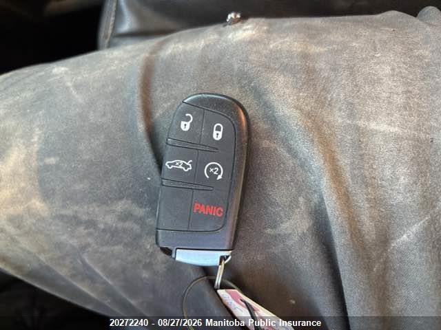 20272240 :رقم المزاد ، 2C3CCAGG6FH815700 vin ، 2015 Chrysler 300 S مزاد بيع