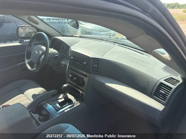 20272257 :رقم المزاد ، 1J4HR48N35C581526 vin ، 2005 Jeep Grand Cherokee Laredo مزاد بيع