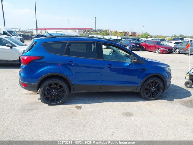 1FMCU9J92KUB38844 Ford Escape Titanium