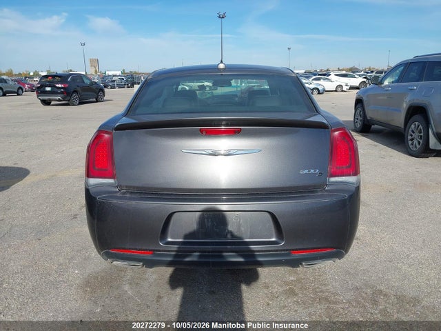 Chrysler 300 S 2019 2C3CCABG1KH516925 Image 16
