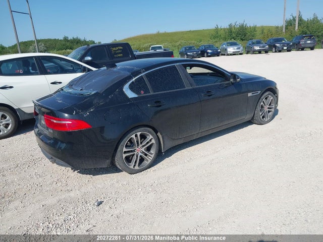 20272281 :رقم المزاد ، SAJAJ4BV7HA961834 vin ، 2017 Jaguar Xe 35t مزاد بيع