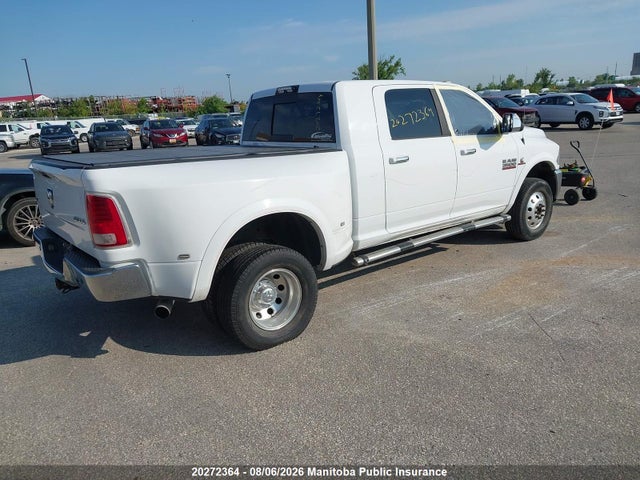 Dodge Ram 3500 Laramie Mega Cab 2015 3C63RRML3FG506641 Image 4