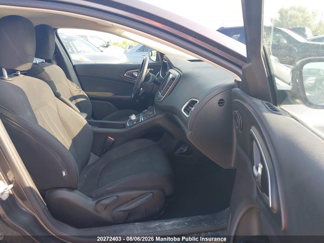 Продаж на аукціоні авто 2015 Chrysler 200 Limited V6, vin: 1C3CCCAG6FN736863, номер лоту: 20272403