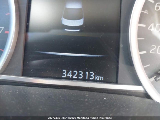 20272435 :رقم المزاد ، 3N1CB7AP3HY286488 vin ، 2017 Nissan Sentra Sr Turbo مزاد بيع